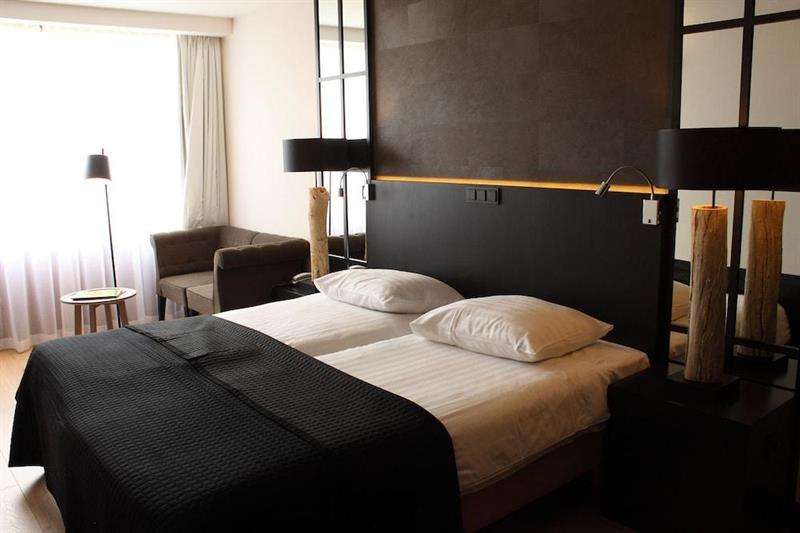 ฟาน เดอร์ ฟาล์ก โฮเทล โกรนิงเงิน เวสเทอร์โบรก Hotel Westerbroek ภายนอก รูปภาพ